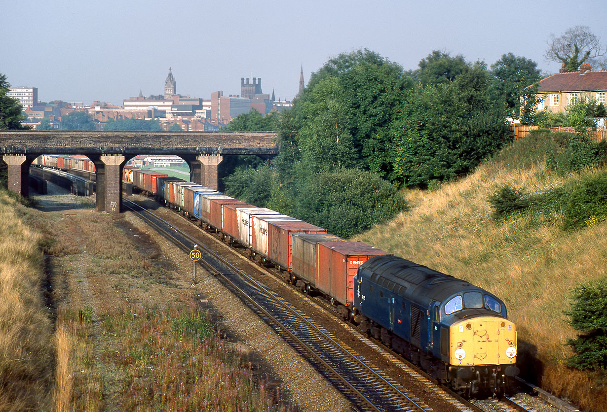 40015 Saltney Junction 26 August 1983