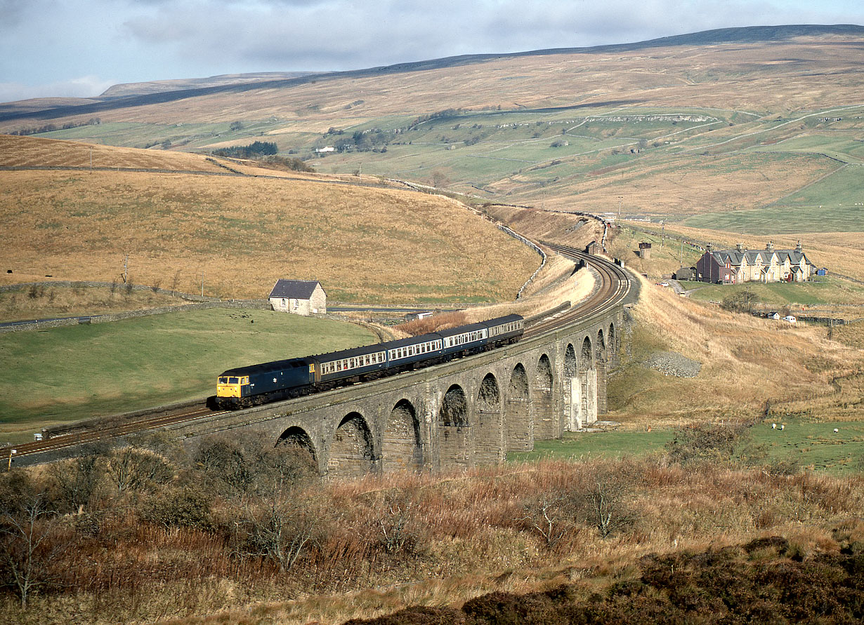 47448 Dandry Mire Viaduct 5 November 1983